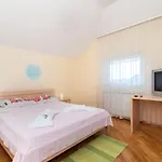 Zlatna * Betina (Sibenik-Knin)