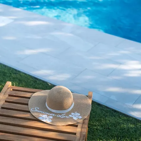 Zlatna * Betina (Sibenik-Knin)