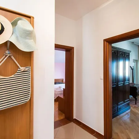 Zlatna Appartement Betina (Sibenik-Knin)