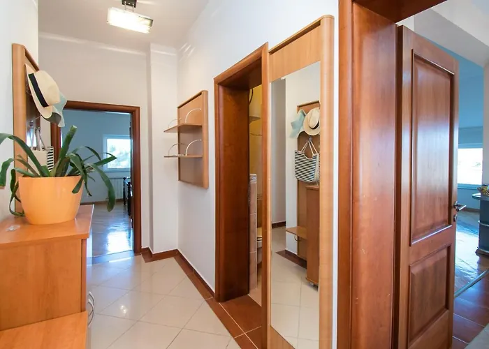 Zlatna Apartamento Betina (Sibenik-Knin)