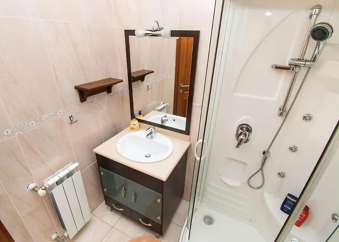 Zlatna * Betina (Sibenik-Knin)